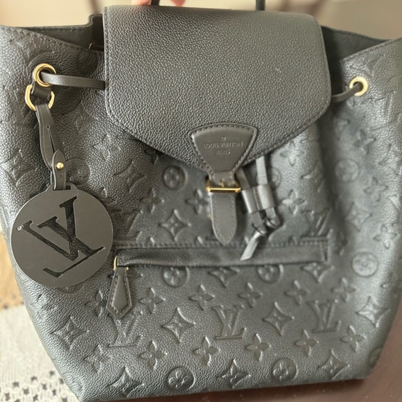LOUIS VUITTON
Empreinte Montsouris NM Backpack Black - Picture 10 of 11